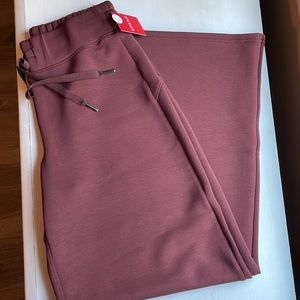 Spanx AirEssentials Wide Leg Pant